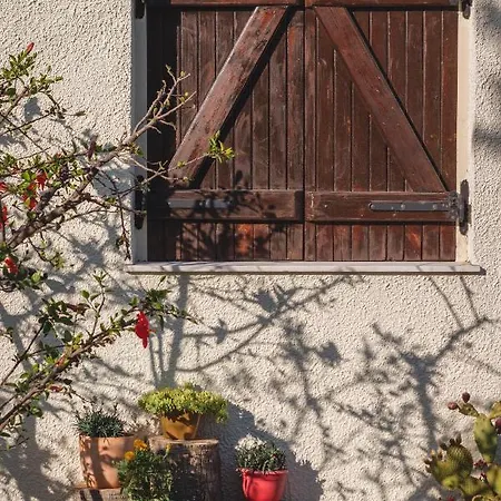 Apartman Chrissida Néa Kidonía